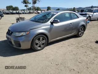 ✅ 2011 Kia Forte EX • VIN: KNAFU6A28B5398742 • Lot: 60698575. Wystawiony na Copart z przebiegiem 120 750 mil. Bezpłatny archiwum sprzedaży aukcyjnych z USA i szczegółowy raport historii pojazdu na DreamBid. Zdjęcie 1.