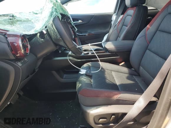 ✅ 2025 Chevrolet Equinox AWD RS • VIN: 3GNAXTEG2SL298104 • Lot: 65523735. Wystawiony na Copart z przebiegiem 3 396 mil. Bezpłatny archiwum sprzedaży aukcyjnych z USA i szczegółowy raport historii pojazdu na DreamBid. Zdjęcie 7.