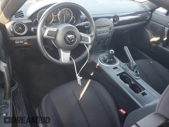 ✅ 2008 Mazda MX-5 Miata Touring • VIN: JM1NC25F980139142 • Lot: 62514285. Listed on Copart with 39,247 mi. Free auction sales archive from the USA and detailed vehicle history report at DreamBid. Image 8.