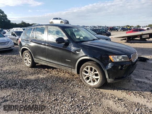 ✅ 2013 BMW X3 xDrive35i • VIN: 5UXWX7C5XDL979955 • Лот: 83979665. Опубликован ранее на Copart с пробегом 180 249 миль. Бесплатный доступ к архиву аукционных продаж из США и подробный отчёт об истории автомобиля на DreamBid. Изображение 4.