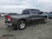 2022 Ram 1500 Big Horn с VIN 1C6SRFBM8NN150991, выставлен на аукционе Copart как лот 83953395 с пробегом 49 920 миль миль и Списание • Salvage title. История ставок и продаж доступна на DreamBid. Изображение 3.