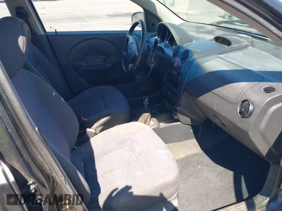 ✅ 2006 Chevrolet Aveo LS • VIN: KL1TD66686B523769 • Lot: 42835077. Wystawiony na IAAI z przebiegiem Nie podano. Bezpłatny archiwum sprzedaży aukcyjnych z USA i szczegółowy raport historii pojazdu na DreamBid. Zdjęcie 5.