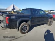 ✅ 2024 Toyota Tacoma TRD Sport • VIN: 3TMLB5JN1RM050592 • Лот: 85353605. Опубликован ранее на Copart с пробегом 12 768 миль. Бесплатный доступ к архиву аукционных продаж из США и подробный отчёт об истории автомобиля на DreamBid. Изображение 3.