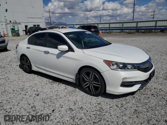 ✅ 2017 Honda Accord Sport • VIN: 1HGCR2F59HA179504 • Lot: 80209635. Wystawiony na Copart z przebiegiem 49 608 mil. Bezpłatny archiwum sprzedaży aukcyjnych z USA i szczegółowy raport historii pojazdu na DreamBid. Zdjęcie 4.