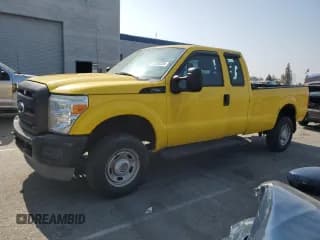 ✅ 2014 Ford F-250 XL • VIN: 1FT7X2B67EEA05455 • Lot: 62360325. Wystawiony na Copart z przebiegiem Nie podano. Bezpłatny archiwum sprzedaży aukcyjnych z USA i szczegółowy raport historii pojazdu na DreamBid. Zdjęcie 1.
