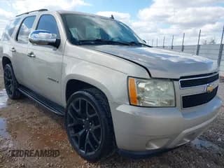 ✅ 2007 Chevrolet Tahoe LS • VIN: 1GNEC13J57R119019 • Лот: 43632583. Опубликован ранее на IAAI с пробегом 264 356 миль. Бесплатный доступ к архиву аукционных продаж из США и подробный отчёт об истории автомобиля на DreamBid. Изображение 1.