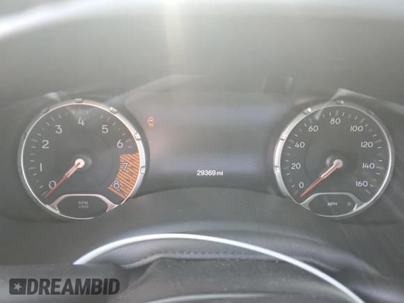 ✅ 2023 Jeep Renegade Limited • VIN: ZACNJDD17PPP22404 • Lot: 68643215. Listed on Copart with 29,369 mi. Free auction sales archive from the USA and detailed vehicle history report at DreamBid. Image 9.