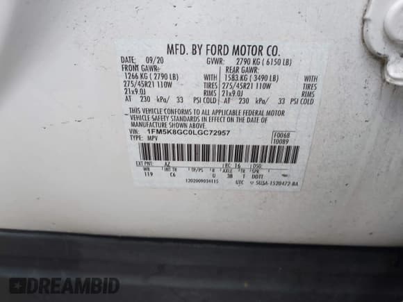 ✅ 2020 Ford Explorer ST • VIN: 1FM5K8GC0LGC72957 • Lot: 43041084. Wystawiony na IAAI z przebiegiem 50 354 mil. Bezpłatny archiwum sprzedaży aukcyjnych z USA i szczegółowy raport historii pojazdu na DreamBid. Zdjęcie 9.