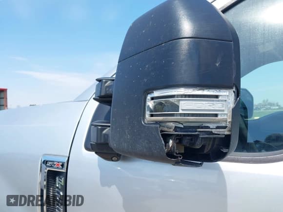 ✅ 2019 Ford F-250 XL • VIN: 1FT7W2B67KEC20297 • Lot: 42031558. Listed on IAAI with 215,462 mi. Free auction sales archive from the USA and detailed vehicle history report at DreamBid. Image 13.