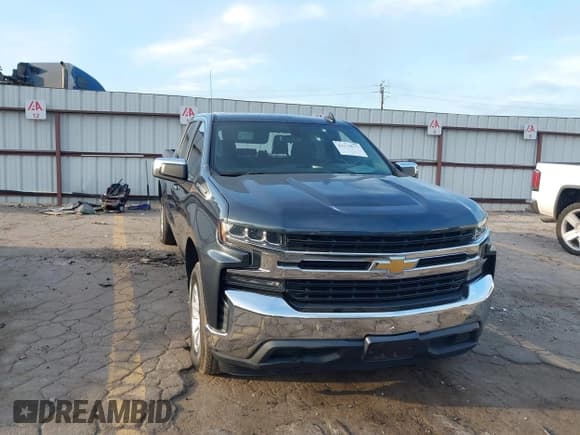 ✅ 2019 Chevrolet Silverado 1500 LT • VIN: 1GCPWCED3KZ178493 • Лот: 43279577. Опубликован ранее на IAAI с пробегом 99 744 миль. Бесплатный доступ к архиву аукционных продаж из США и подробный отчёт об истории автомобиля на DreamBid. Изображение 1.