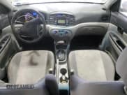 ✅ 2010 Hyundai Accent GLS • VIN: KMHCN4AC6AU488343 • Лот: 43088205. Опубликован ранее на Copart с пробегом 131 050 миль. Бесплатный доступ к архиву аукционных продаж из США и подробный отчёт об истории автомобиля на DreamBid. Изображение 8.