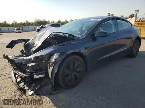 ✅ 2024 Tesla Model 3 • VIN: 5YJ3E1EA2RF853178 • Lot: 71849995. Wystawiony na Copart z przebiegiem 15 308 mil. Bezpłatny archiwum sprzedaży aukcyjnych z USA i szczegółowy raport historii pojazdu na DreamBid. Zdjęcie 1.