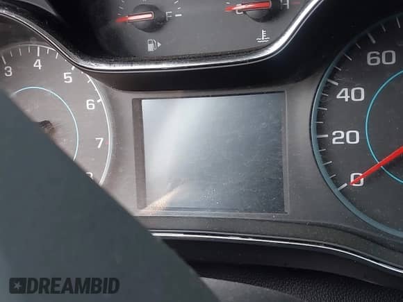 2017 Chevrolet Cruze LS z VIN 3G1BC5SM2HS556000, wystawiony jako IAAI lot #42886010 z przebiegiem Nie podano mil oraz . Historia ofert i sprzedaży dostępna na DreamBid. Obrazek 14.