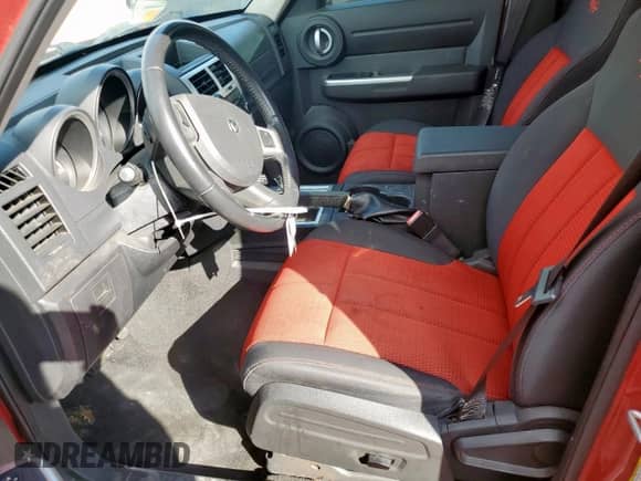 2008 Dodge Nitro R/T with VIN 1D8GT58628W127399, listed as a Copart auction lot 61335475 with 106,255 mi miles and Salvage title. Bid and sale history available at DreamBid. Image 7.