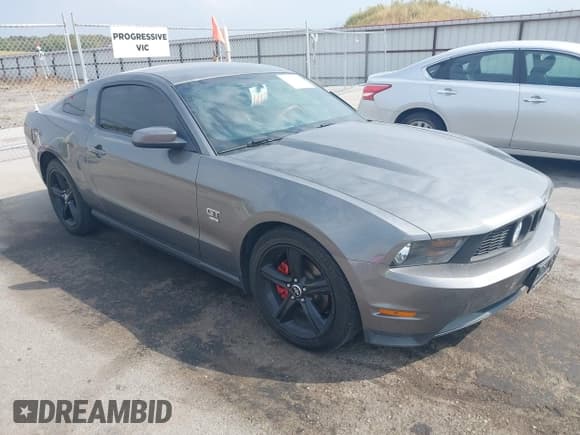 ✅ 2010 Ford Mustang GT • VIN: 1ZVBP8CHXA5166614 • Lot: 43252859. Listed on IAAI with 52,727 mi. Free auction sales archive from the USA and detailed vehicle history report at DreamBid. Image 1.
