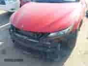 2022 Toyota Camry SE z VIN 4T1G11AK7NU036054, wystawiony jako IAAI lot #43036833 z przebiegiem 106 915 mil mil oraz . Historia ofert i sprzedaży dostępna na DreamBid. Obrazek 6.