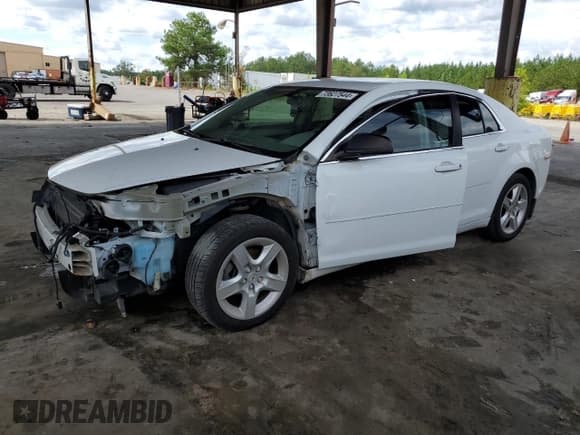 ✅ 2012 Chevrolet Malibu 1LS • VIN: 1G1ZB5E00CF225262 • Lot: 73627544. Listed on Copart with 119,992 mi. Free auction sales archive from the USA and detailed vehicle history report at DreamBid. Image 1.