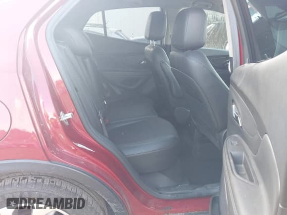 ✅ 2019 Buick Encore Preferred • VIN: KL4CJASB0KB913504 • Lot: 43445977. Wystawiony na IAAI z przebiegiem 46 996 mil. Bezpłatny archiwum sprzedaży aukcyjnych z USA i szczegółowy raport historii pojazdu na DreamBid. Zdjęcie 8.