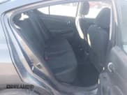 ✅ 2018 Nissan Versa SV • VIN: 3N1CN7APXJL823335 • Lot: 43613345. Wystawiony na IAAI z przebiegiem 146 543 mil. Bezpłatny archiwum sprzedaży aukcyjnych z USA i szczegółowy raport historii pojazdu na DreamBid. Zdjęcie 8.