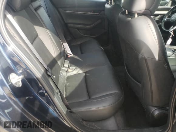 ✅ 2024 Mazda 3 S Select Sport • VIN: JM1BPAKM5R1703045 • Lot: 81068765. Wystawiony na Copart z przebiegiem 35 690 mil. Bezpłatny archiwum sprzedaży aukcyjnych z USA i szczegółowy raport historii pojazdu na DreamBid. Zdjęcie 10.