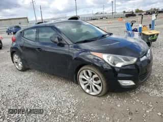 2013 Hyundai Veloster w/Black Int с VIN KMHTC6AD7DU138072, выставлен на аукционе Copart как лот 90821765 с пробегом 123 633 миль миль и Чистый • Clean title. История ставок и продаж доступна на DreamBid. Изображение 4.