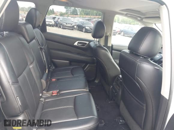 ✅ 2019 Nissan Pathfinder SV • VIN: 5N1DR2MM9KC587022 • Lot: 42436626. Listed on IAAI with 94,467 mi. Free auction sales archive from the USA and detailed vehicle history report at DreamBid. Image 8.