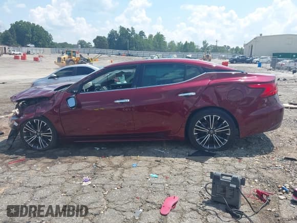 ✅ 2017 Nissan Maxima SL • VIN: 1N4AA6AP7HC407958 • Лот: 43012974. Опубликован ранее на IAAI с пробегом Не указан. Бесплатный доступ к архиву аукционных продаж из США и подробный отчёт об истории автомобиля на DreamBid. Изображение 14.