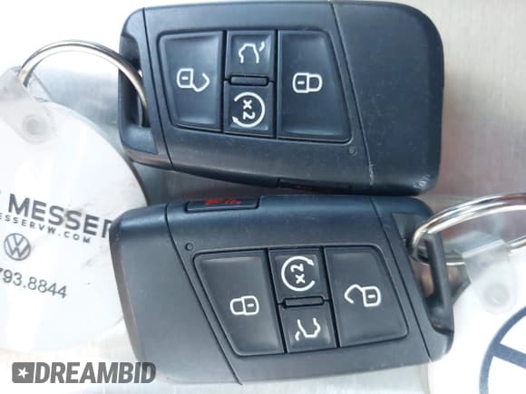 ✅ 2019 Volkswagen Atlas SEL Premium • VIN: 1V2NR2CA3KC555326 • Лот: 43135950. Опубликован ранее на IAAI с пробегом 82 951 миль. Бесплатный доступ к архиву аукционных продаж из США и подробный отчёт об истории автомобиля на DreamBid. Изображение 11.