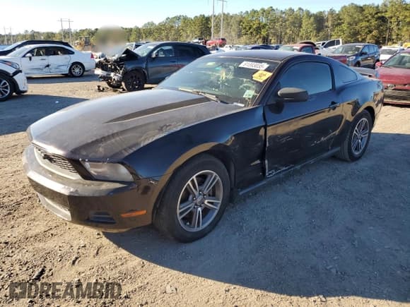 ✅ 2012 Ford Mustang Premium • VIN: 1ZVBP8AMXC5205544 • Lot: 91393035. Listed on Copart with 232,219 mi. Free auction sales archive from the USA and detailed vehicle history report at DreamBid. Image 1.