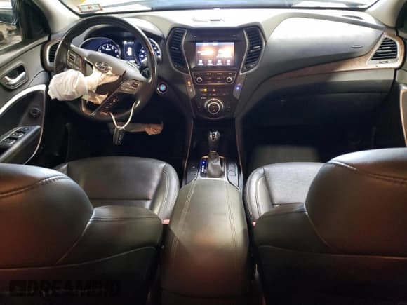 ✅ 2018 Hyundai Santa Fe Limited • VIN: 5XYZUDLAXJG555265 • Лот: 68753783. Опубликован ранее на Copart с пробегом 38 768 миль. Бесплатный доступ к архиву аукционных продаж из США и подробный отчёт об истории автомобиля на DreamBid. Изображение 8.