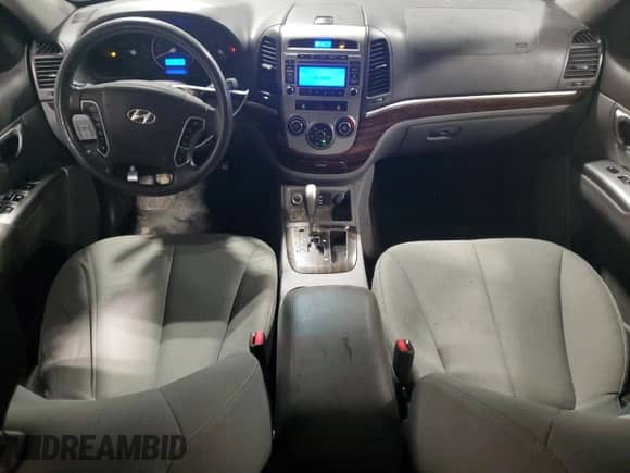 ✅ 2010 Hyundai Santa Fe GL • VIN: 5NMSGDAG0AH377291 • Лот: 90657505. Размещён на Copart с пробегом 282 446 миль миль. Получите бесплатный доступ к архиву аукционных продаж из США и посмотрите подробный отчёт об истории автомобиля на DreamBid. Изображение 8.