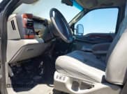 ✅ 2006 Ford F-250 XL • VIN: 1FTSW21P56EA09089 • Lot: 42691393. Wystawiony na IAAI z przebiegiem Nie podano. Bezpłatny archiwum sprzedaży aukcyjnych z USA i szczegółowy raport historii pojazdu na DreamBid. Zdjęcie 6.