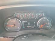 ✅ 2015 Chevrolet Silverado 2500HD LTZ • VIN: 1GC1KWE89FF665985 • Lot: 65956845. Wystawiony na Copart z przebiegiem 261 917 mil. Bezpłatny archiwum sprzedaży aukcyjnych z USA i szczegółowy raport historii pojazdu na DreamBid. Zdjęcie 9.