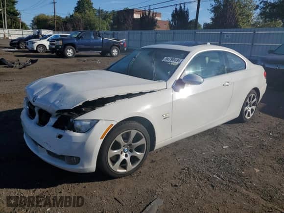 2009 BMW 3 Series 335i xDrive с VIN WBAWC73519E068600, выставлен на аукционе Copart как лот 84798095 с пробегом Не указан миль и Списание • Salvage title. История ставок и продаж доступна на DreamBid. Изображение 1.