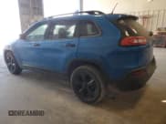 ✅ 2017 Jeep Cherokee Altitude • VIN: 1C4PJLAB5HW669757 • Lot: 87021195. Wystawiony na Copart z przebiegiem 81 511 mil. Bezpłatny archiwum sprzedaży aukcyjnych z USA i szczegółowy raport historii pojazdu na DreamBid. Zdjęcie 2.