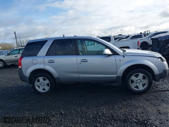 ✅ 2005 Saturn VUE • VIN: 5GZCZ63495S812265 • Lot: 41773306. Wystawiony na IAAI z przebiegiem 139 854 mil. Bezpłatny archiwum sprzedaży aukcyjnych z USA i szczegółowy raport historii pojazdu na DreamBid. Zdjęcie 13.