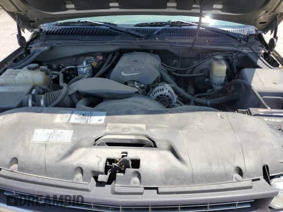 2002 Chevrolet Silverado 1500 LS z VIN 1GCEK14V92Z240724, wystawiony jako Copart lot #58945405 z przebiegiem 138 701 mil mil oraz Czysty tytuł • Clean title. Historia ofert i sprzedaży dostępna na DreamBid. Obrazek 11.