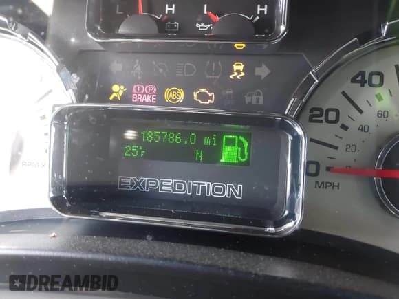 ✅ 2013 Ford Expedition Max XLT • VIN: 1FMJK1J58DEF12950 • Лот: 40992286. Опубликован ранее на IAAI с пробегом 185 786 миль. Бесплатный доступ к архиву аукционных продаж из США и подробный отчёт об истории автомобиля на DreamBid. Изображение 15.