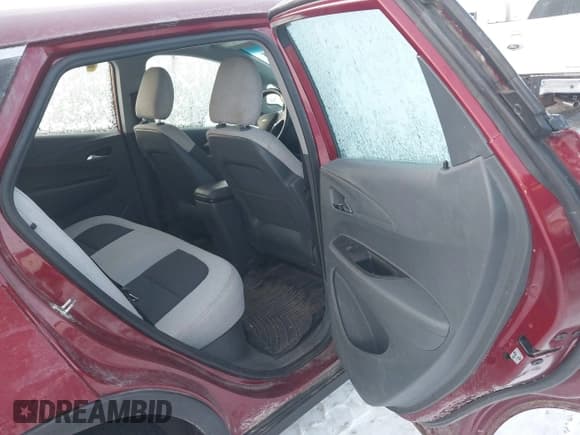 ✅ 2017 Chevrolet Bolt EV LT • VIN: 1G1FW6S07H4183855 • Lot: 41313372. Wystawiony na IAAI z przebiegiem 45 754 mil. Bezpłatny archiwum sprzedaży aukcyjnych z USA i szczegółowy raport historii pojazdu na DreamBid. Zdjęcie 8.