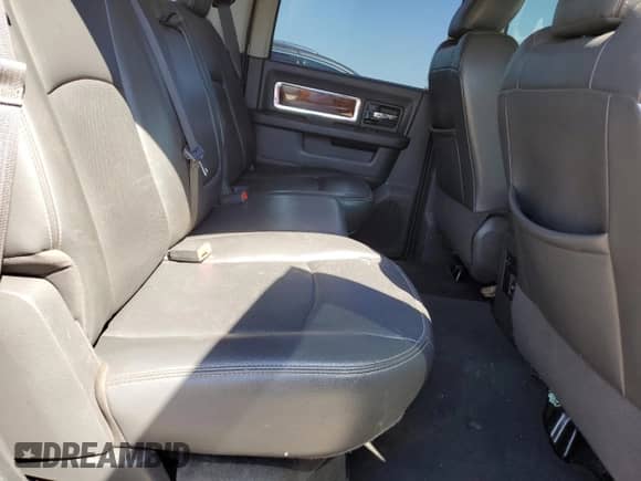 2010 Dodge 1500 Laramie z VIN 1D7RV1CTXAS213151, wystawiony jako Copart lot #69826174 z przebiegiem 188 108 mil mil oraz Szkoda całkowita • Salvage title. Historia ofert i sprzedaży dostępna na DreamBid. Obrazek 11.