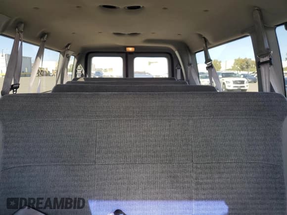 ✅ 2000 Ford Econoline Passenger XL • VIN: 1FBSS31L5YHA97193 • Lot: 49145725. Listed on Copart with 134,790 mi. Free auction sales archive from the USA and detailed vehicle history report at DreamBid. Image 10.