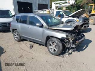 2017 Jeep Compass High Altitude z VIN 1C4NJDEB4HD193097, wystawiony jako IAAI lot #43143802 z przebiegiem Nie podano mil oraz . Historia ofert i sprzedaży dostępna na DreamBid. Obrazek 1.