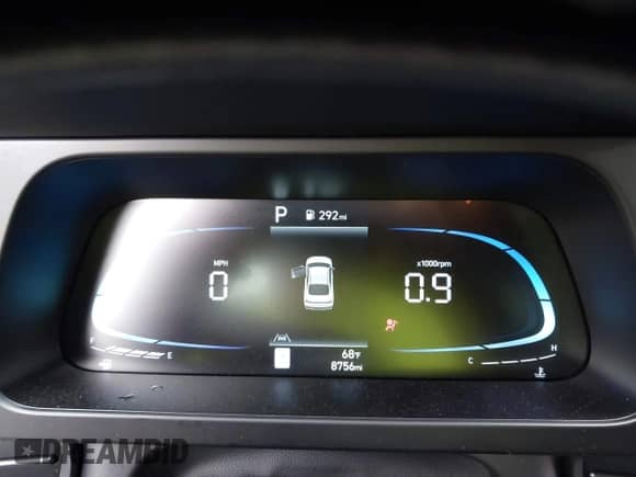 2025 Hyundai Elantra SEL Sport with VIN KMHLM4DG2SU955860, listed as a IAAI auction lot 43317517 with 8,756 mi miles and . Bid and sale history available at DreamBid. Image 7.