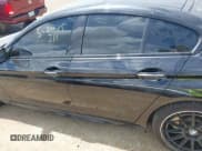 ✅ 2015 BMW 6 Series 640i xDrive • VIN: WBA6B8C56FD453614 • Lot: 42534852. Wystawiony na IAAI z przebiegiem 129 174 mil. Bezpłatny archiwum sprzedaży aukcyjnych z USA i szczegółowy raport historii pojazdu na DreamBid. Zdjęcie 15.