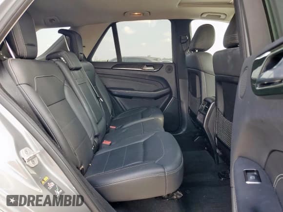 ✅ 2015 Mercedes-Benz M 350 • VIN: 4JGDA5JB7FA561497 • Лот: 81421175. Опубликован ранее на Copart с пробегом 169 773 миль. Бесплатный доступ к архиву аукционных продаж из США и подробный отчёт об истории автомобиля на DreamBid. Изображение 11.