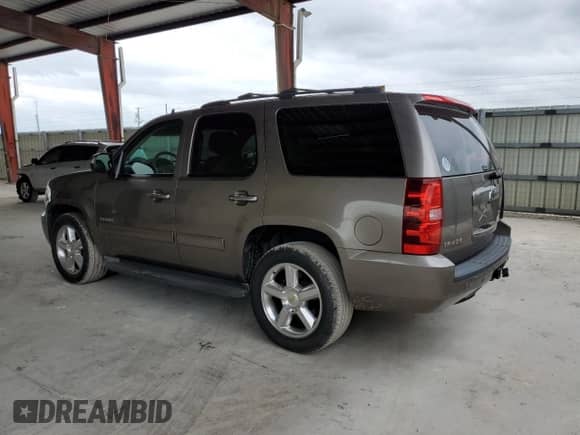 2014 Chevrolet Tahoe LT z VIN 1GNSCBE0XER154133, wystawiony jako Copart lot #91109625 z przebiegiem Nie podano mil oraz Czysty tytuł • Clean title. Historia ofert i sprzedaży dostępna na DreamBid. Obrazek 2.
