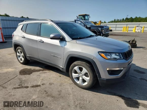 ✅ 2019 Jeep Compass Latitude • VIN: 3C4NJCBB1KT652019 • Lot: 71926865. Listed on Copart with 86,459 mi. Free auction sales archive from the USA and detailed vehicle history report at DreamBid. Image 4.