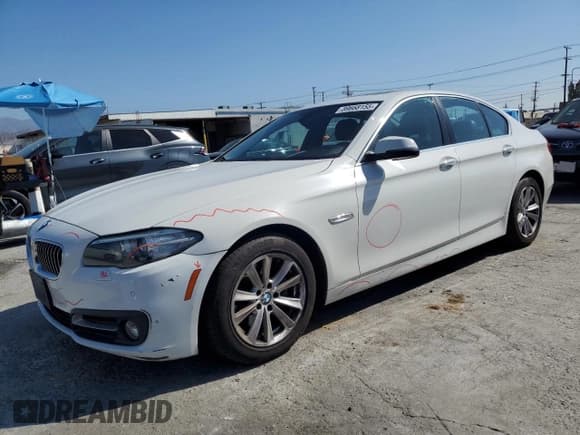 ✅ 2015 BMW 5 Series 528i xDrive • VIN: WBA5A7C56FD622927 • Lot: 89668155. Listed on Copart with 109,891 mi. Free auction sales archive from the USA and detailed vehicle history report at DreamBid. Image 1.