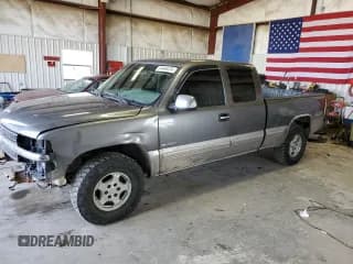 ✅ 2000 Chevrolet Silverado 1500 LS • VIN: 2GCEK19T6Y1179244 • Лот: 54446474. Опубликован ранее на Copart с пробегом 199 428 миль. Бесплатный доступ к архиву аукционных продаж из США и подробный отчёт об истории автомобиля на DreamBid. Изображение 1.