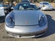 ✅ 2002 Porsche Boxster S • VIN: WP0CB29842U662199 • Lot: 82506695. Wystawiony na Copart z przebiegiem 205 553 mil. Bezpłatny archiwum sprzedaży aukcyjnych z USA i szczegółowy raport historii pojazdu na DreamBid. Zdjęcie 5.